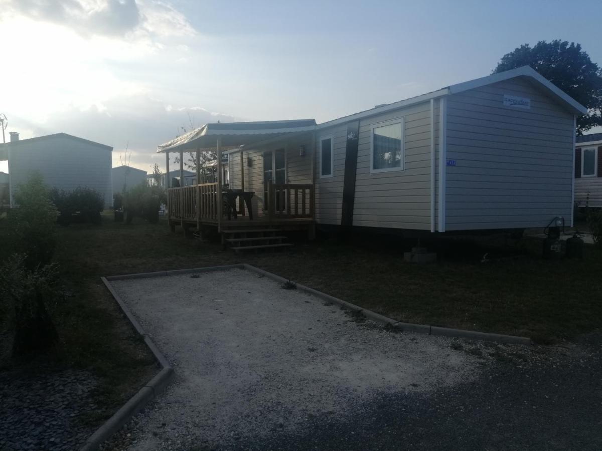 Mhvacances Louent Plusieurs Mobilhomes Dans Camping 4 Etoiles Proche Chateaux Et Zoo Beauval Onzain Luaran gambar