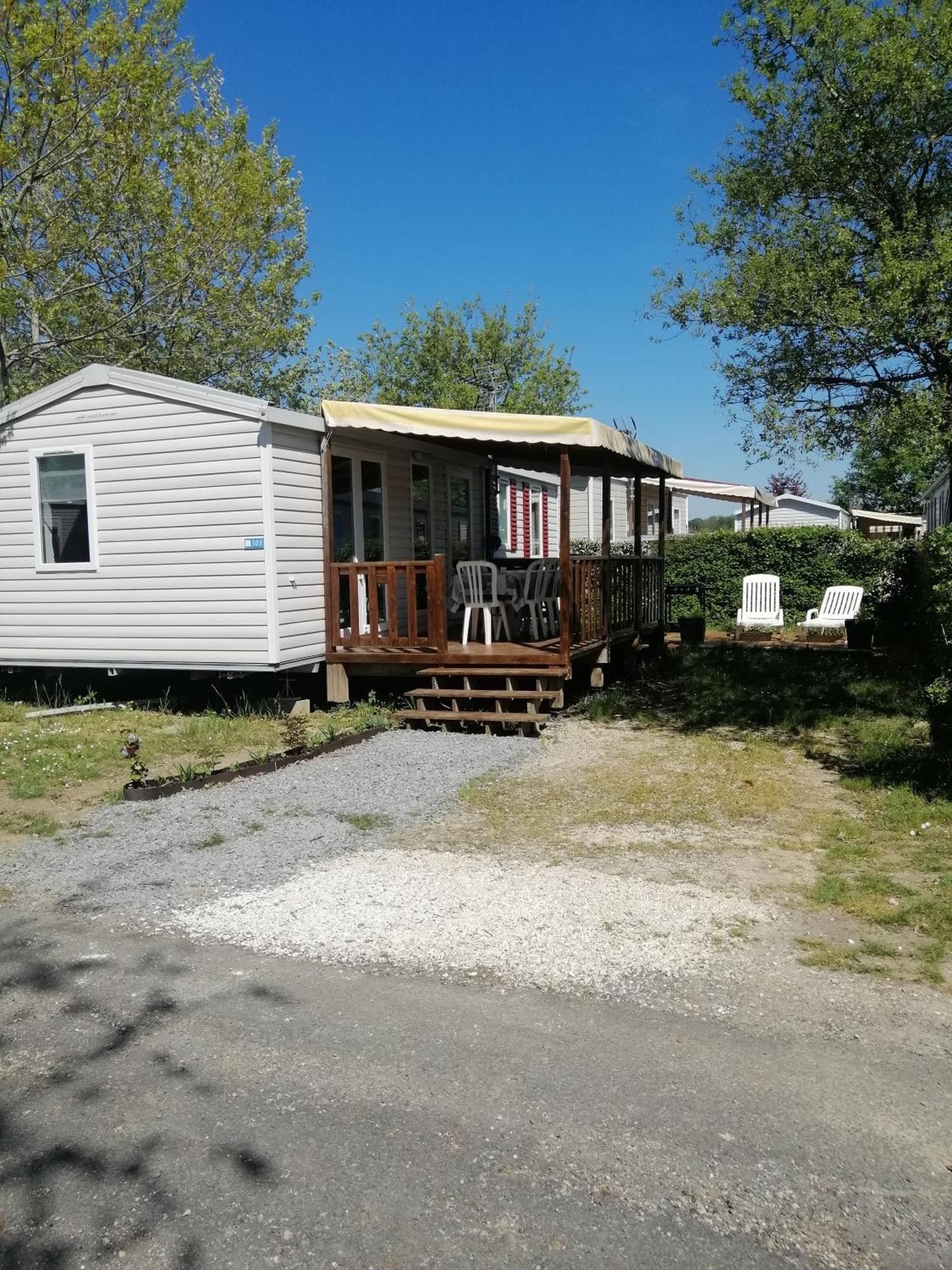 Mhvacances Louent Plusieurs Mobilhomes Dans Camping 4 Etoiles Proche Chateaux Et Zoo Beauval Onzain Luaran gambar
