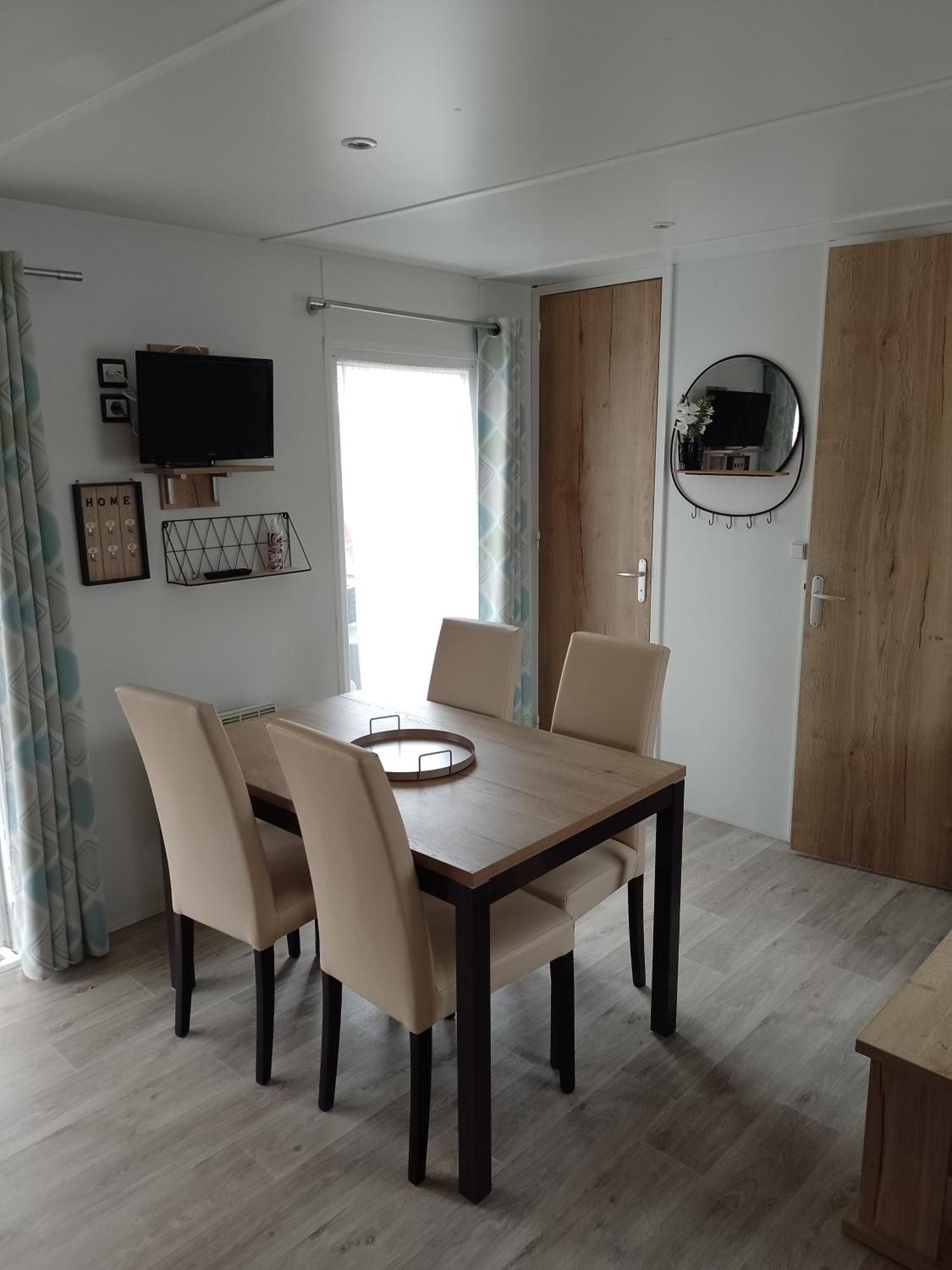 Mhvacances Louent Plusieurs Mobilhomes Dans Camping 4 Etoiles Proche Chateaux Et Zoo Beauval Onzain Luaran gambar