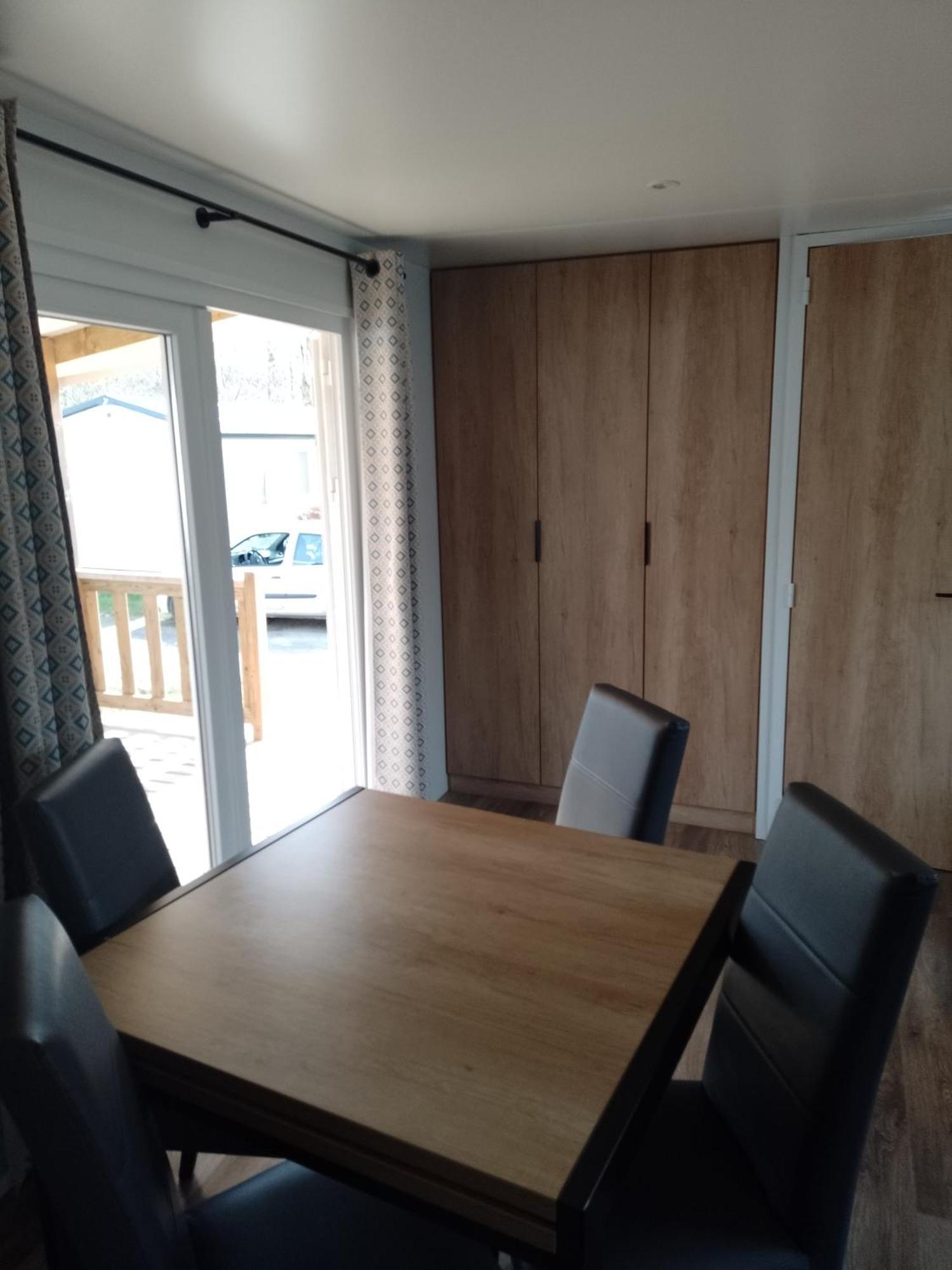 Mhvacances Louent Plusieurs Mobilhomes Dans Camping 4 Etoiles Proche Chateaux Et Zoo Beauval Onzain Luaran gambar